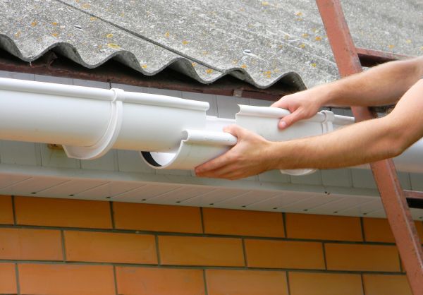 Cost of Gutter Hanging in Millsboro